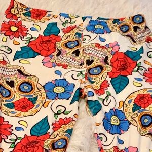 Plus Size Sugar Skull Leggings - Fits Lg-XXL
